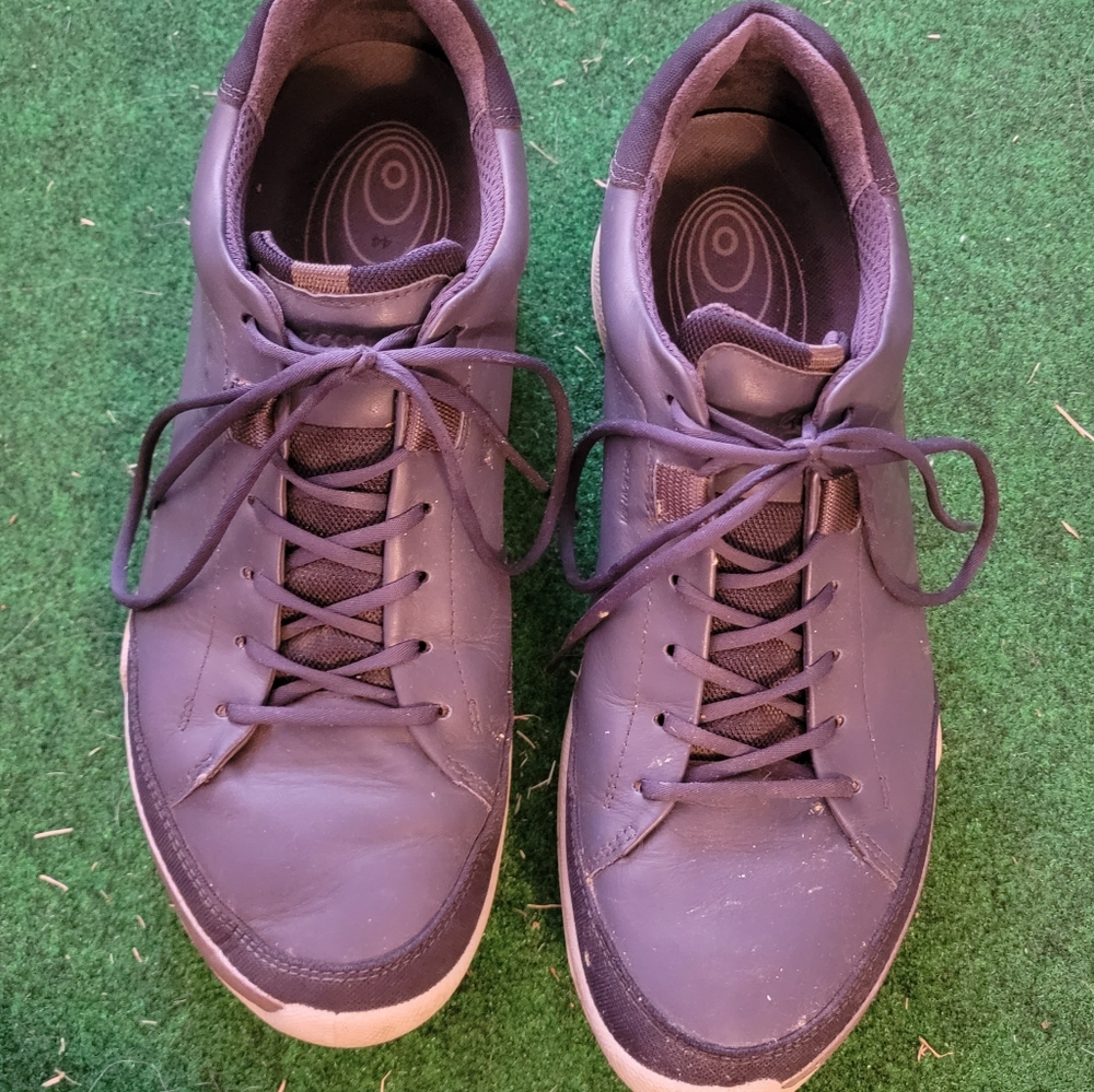 Ecco Golf Shoes - Picture 4 of 7